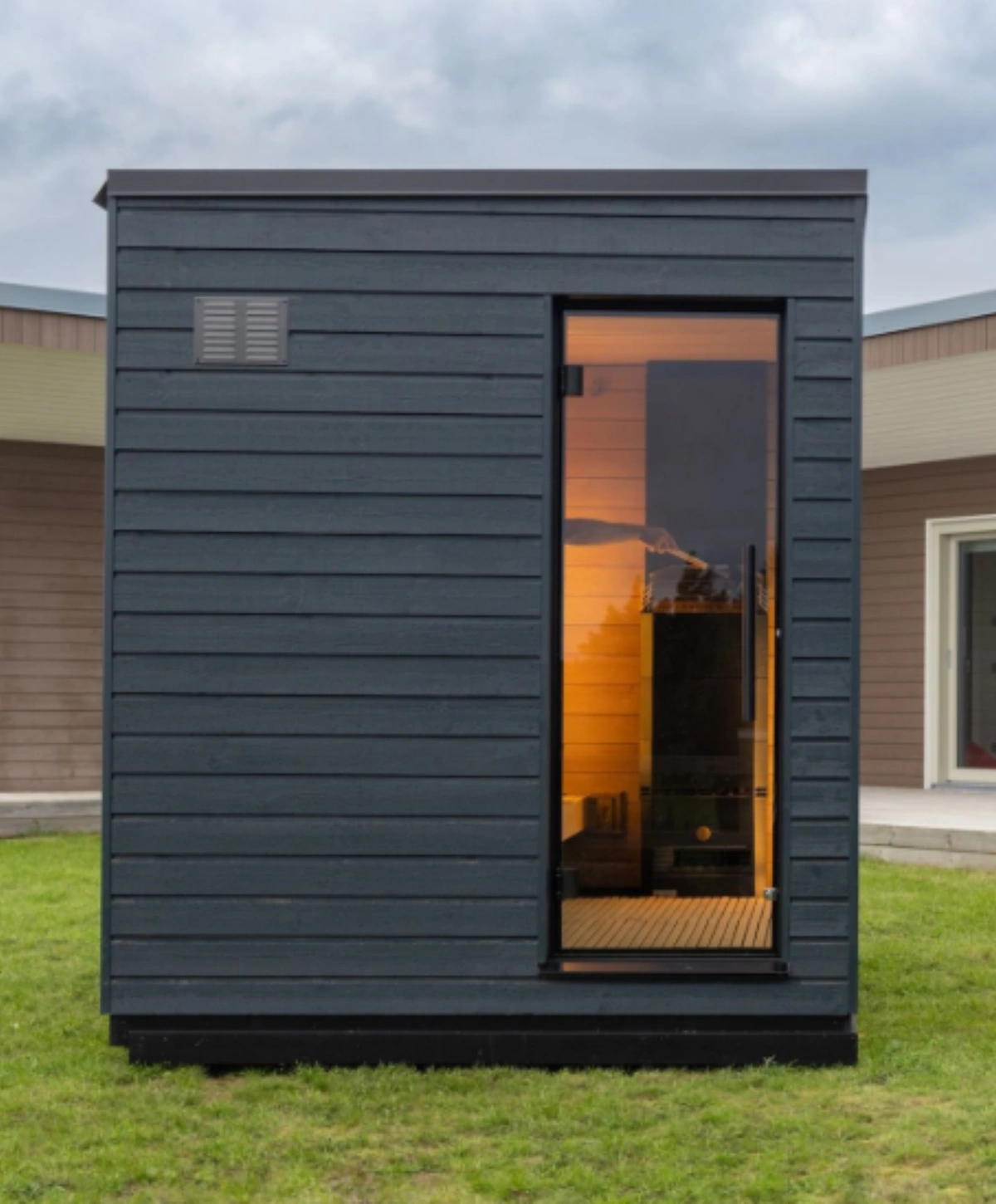 Saunum Classic ready-made outdoor sauna